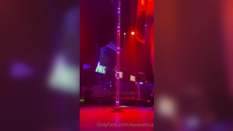 Lexi Exotica EXOTICA THROAT aka lexiexotica onlyfans  fucks herself in the ass