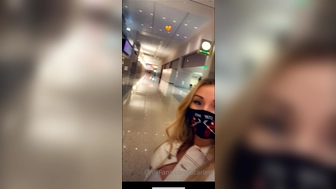 Kelly Kay aka kellykay onlyfans Beautiful bitch enjoys cunnilingus