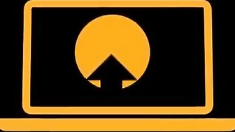 Милая Фокс мастурбирует и сосет дилдо в военной форме - соло