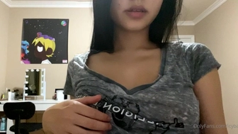 icybabym onlyfans Charming Shlendra fingering anus with a sex toy