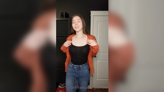 Jade Love aka jade.love onlyfans Spicy chick exposes sexy body