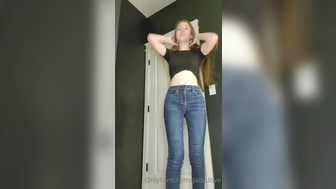 Jade Love aka jade.love onlyfans Beauty squeezes cap