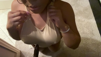 coldastati onlyfans Pretty lady puts on juicy vagina