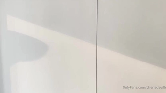 cheriedeville onlyfans 24-01-2022 webcam masturbation
