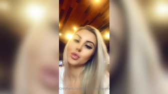 bootyqueenwinter onlyfans Insatiable fucking fries himself in the ass