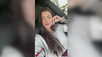 Dakota James onlyfans Hot bitch masturbates with sex toy