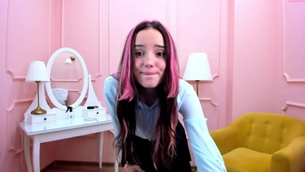 folly_molly chaturbate 22-03-2022 broadcast 2022