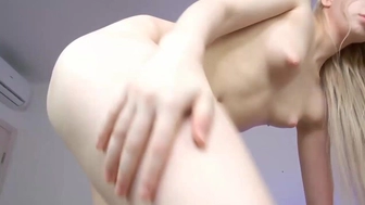 sapphirealice chaturbate Big ass blonde in stockings twisting her ass