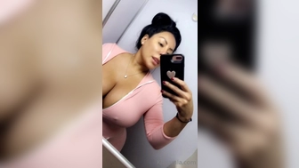 Kiara chaturbate  cheeky podrakuha