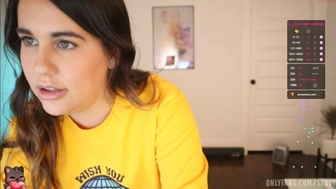 scout chaturbate Blonde with cool ass shows wide anus
