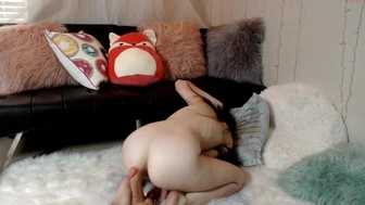 peachesdoe97 chaturbate Hot woman fucks both holes