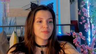 sadieevelyn chaturbate The naughty bitch jerks off with sex toys