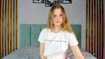 bunny_emily_ chaturbate  deep throat