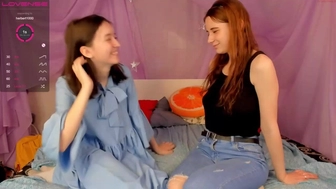 yoiandeecaron chaturbate Titted baba with tattoo nadrachivaet vagina