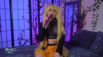 Jewelzblu onlyfans Crazy bitch hard fingering both holes