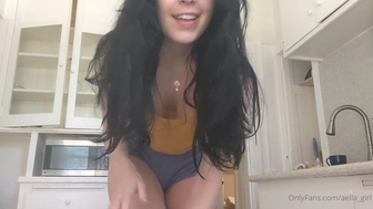 Aella_girl onlyfans Fat woman fucks herself wild