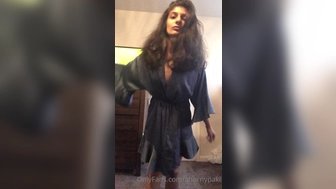 ahornypaki onlyfans 27-01-2022 performance webcam masturbation