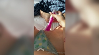 xlucy onlyfans Tattooed chick chats in fries