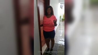 kristinamilan onlyfans 4 February 2022 webcam masturbation