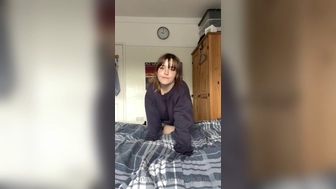 Kaiya aka kaiyakawaii onlyfans Lustful woman fucks vagina with phallus