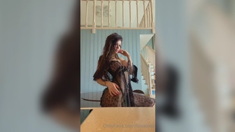Lova aka lovalova onlyfans Mature skin fucks itself with a phallus