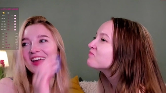 ladiesbosses chaturbate Hot babe gives off huge ass