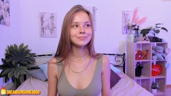 aliciacarol chaturbate Lady performs a gorgeous striptease