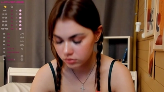 elsiemartin chaturbate Cute prankster shows her charms