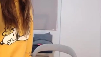 Kendall Tyler_Kendall Tyler Sexy chick demonstrates nude body