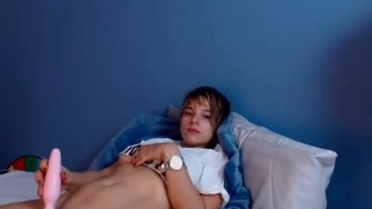 Kendall Tyler_Kendall Tyler Hot bitch fucks herself with a phallus