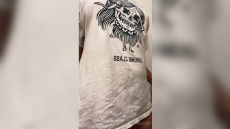 ms.naughtynaomi onlyfans Bitch drummed with glass dick