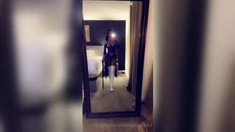maisyym93 onlyfans Attractive cockroach shows tanned body