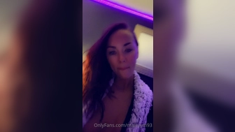 maisyym93 onlyfans Blissful Curvy squeezes vagina