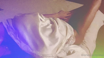lovalova onlyfans  girl ends