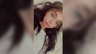 euphoriakush.h onlyfans Busty kitty sucking penis