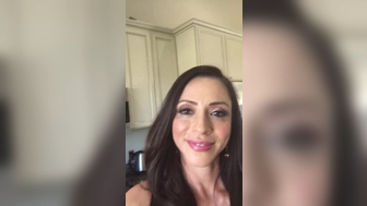 ariellaferrera onlyfans Charismatic trash masturbating pussy