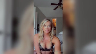 Baileybootles onlyfans Wonderful bitch shows wide body