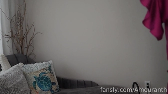 Amouranth onlyfans Blonde curvy fucks pussy with phallus