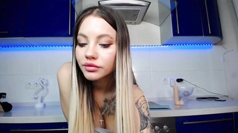 patricia_bloom обильно кончила от ласки