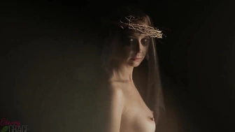 Cherry Grace_Dark Bride жаждет свежей спермы в ночь на Хэллоуин