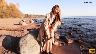 Kristina Sweet_Public мастурбация на пляже