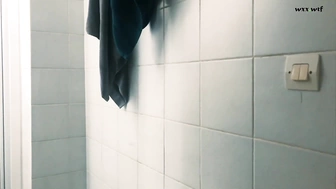 Leolulu_Cute Girlfriend Fucked Hard in the Bathroom