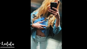 Leolulu_ измученный медицинский работник приходит домой, чтобы крепко обнять