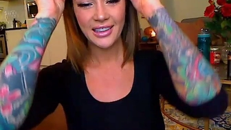 tattgoddess chaturbate Hot lady passionately pulls pussy