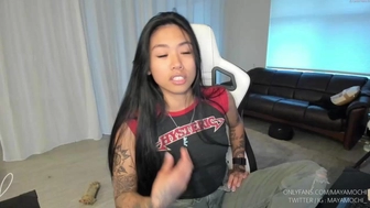 mayamochi chaturbate Mature babe jerks both holes