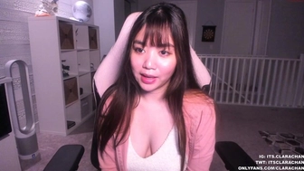 clara_chan chaturbate Shy babe shows her natural tits