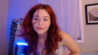 raspberryallie chaturbate Gorgeous chick jerks off her pussy with phallus