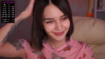 oooops__ chaturbate Gorgeous young lady shows off her legs