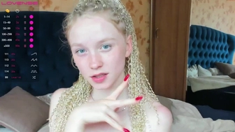 shyy_lallyy chaturbate Luxurious bitch twists chic ass