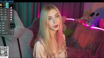 oh_honey_ chaturbate Naughty nurse fucks perfectly in stockings